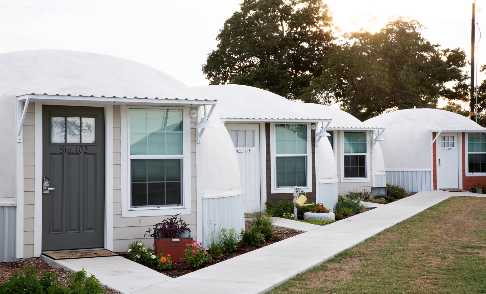 Country Dome Suites, Bellville, Texas