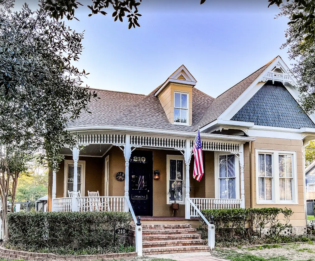 The Ferns Guesthouse, Bellville, Texas